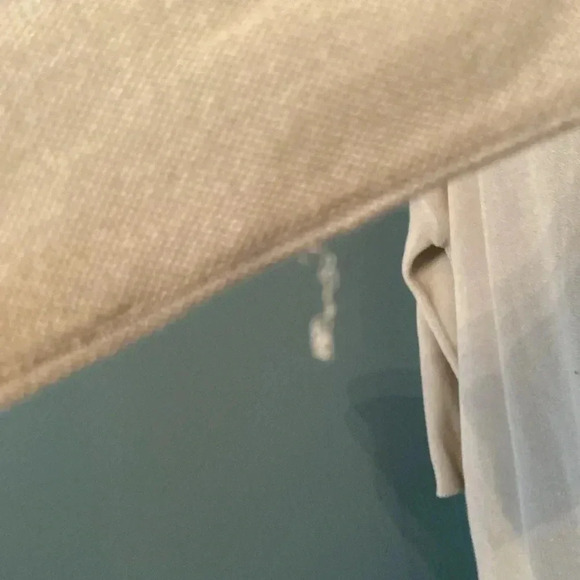 Lafayette 148 light gray asymmetrical hem 3/4 sleeve silk blend top xs/s - Picture 6 of 12